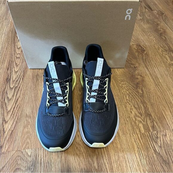 ON CLOUDNOVA FLUX black running athletic training lace up shoes sneakers womens - Picture 7 of 8